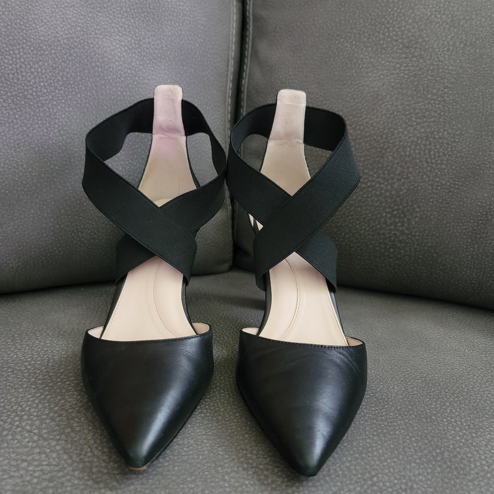 Cole Haan black pointy-toe heels. Classic. EUC.